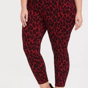 Torrid PONTE STRETCH ANKLE SKINNY PANT - RED LEOPA